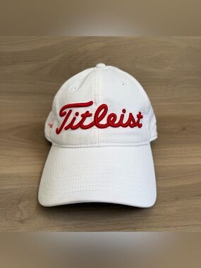 Titleist Embroidered Laurel Oak White Red Adjustable Cap Hat